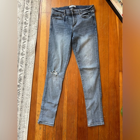 Banana republic premium denim. - Picture 2 of 9